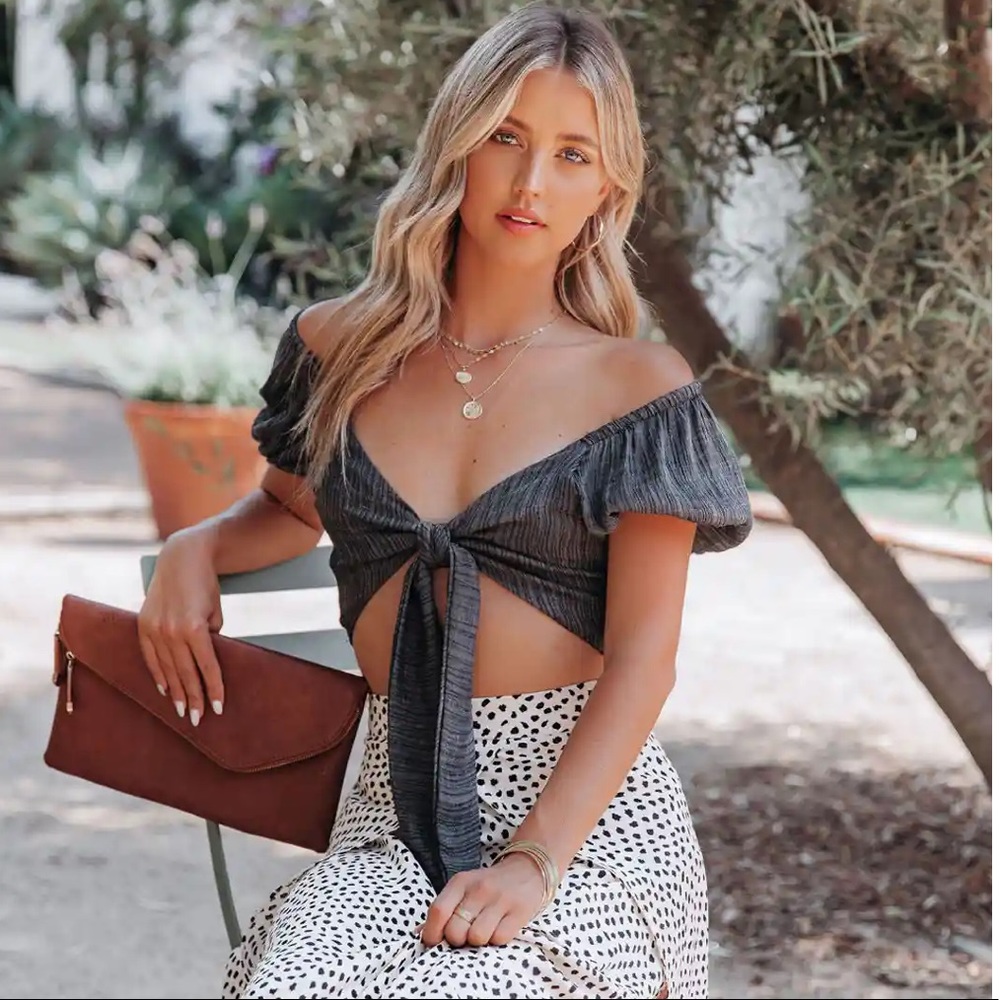 NWT VICI Lawai Tie Front Crop Top